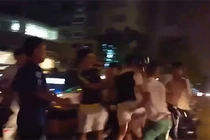 Xôn xao clip đuổi đánh xe ôm, thanh niên “hổ báo” nhận cái kết