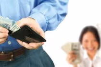 Vợ keo kiệt, bủn xỉn, chồng không có tiền ăn sáng đi làm