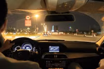 Nam tài xế vùng thoát khỏi tay đại gia đồng tính