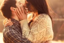 Ngoại tình với sếp khiến tôi dễ thở