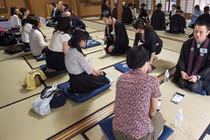 “Cơn sốt” ni cô tìm chồng qua dịch vụ mai mối