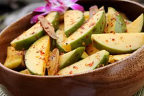 Hại sức khỏe nếu ăn xoài như thế này 