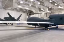 Kỳ lạ cuộc sống của phi công máy bay không người lái