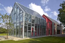 Ngỡ ngàng 15 ngôi nhà kỳ lạ nhờ sự siêu sáng tạo