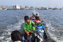 Dạo quanh hòn đảo lớn thứ 3 thế giới 