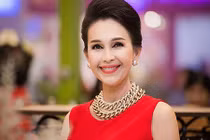 Những mỹ nhân Việt ngoài 50 vẫn gợi cảm hút hồn