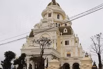 Choáng lâu đài lớn nhất Việt Nam của đại gia than Quảng Ninh