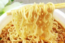 Ăn mì tôm liên tục, chuyện gì sẽ xảy ra? 