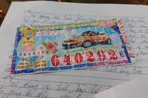 Cô gái tráo tờ vé số trúng giải bị khởi tố