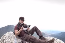 Chuyện tình yêu của quý ông độc thân hấp dẫn nhất showbiz