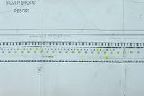 Ai mua đất sát sân bay quân sự cho người Trung Quốc?