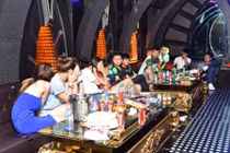 Choáng ngợp độ hoành của tụ điểm ăn chơi bậc nhất đất Cảng