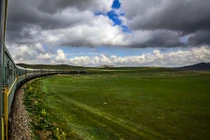 “Vã mồ hôi” hành trình xuyên Mông Cổ bằng tàu hỏa