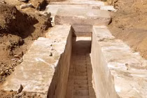 Phát hiện tàn tích kim tự tháp 3.700 tuổi ở Ai Cập