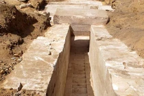 Phát hiện tàn tích kim tự tháp 3.700 tuổi ở Ai Cập