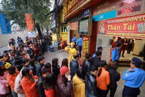 Ngày vía Thần Tài làm gì để lấy may, tài lộc về cả năm? 