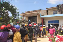 Nghi án chồng giết vợ rồi tự sát: Do mẫu thuẫn?