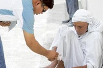 Sốc: Ăn xin ở Dubai 1 năm có thể mua chung cư tiền tỷ