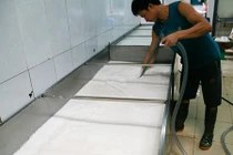 Cận cảnh quy trình sản xuất bún ở Hà Nội