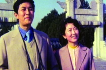 Điểm sao nam Hoa ngữ bị tố bỏ rơi vợ khi nổi tiếng