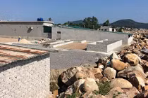 Đua nhau xây nhà trái phép trên đất dự án cảng container