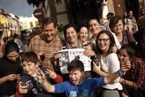 Những ngôi làng giàu nứt đố đổ vách chỉ... sau 1 đêm 