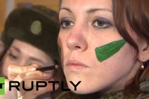 Thán phục những 'bông hồng thép' của QĐ Nga đọ sắc đọ tài 