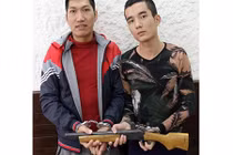 Bắn chủ quán bar để ra oai với vợ