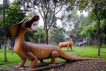 “Tròn mắt” vườn “quái thú” độc, lạ và dị nhất Việt Nam 