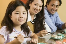 Nhật: Trào lưu vợ chồng “thả” cho nhau làm gì tùy thích