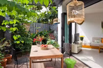 Ngôi nhà tuyệt đẹp ở Sài Gòn được báo Tây ca ngợi 