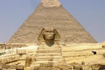 Những công trình kiến trúc bị nghi ngờ của người ngoài hành tinh