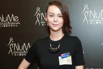 Hoa hậu đẹp nhất ATV “xấu điên” vì thẩm mỹ mũi hỏng