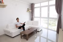 Tận mục căn hộ thoáng rộng của “ông hoàng triệu view” Hồ Việt Trung