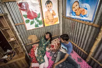 Cuộc sống không lối thoát của gái bán hoa trong nhà thổ