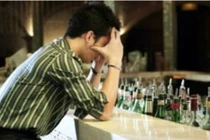 Vợ ngoại tình với bạn thân, làm sao để giữ hạnh phúc?