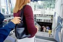 "Tập đoàn” móc túi thuê bao trọn nhà nghỉ để làm “căn cứ” 