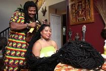 Hé lộ cuộc sống chăn gối 2 nàng công chúa tóc mây