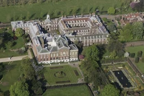 Những tòa lâu đài hạng sang trong cuộc đời công nương Kate Middleton