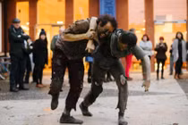 Kỳ quái căn bệnh khiến hàng nghìn người nhảy múa điên cuồng đến chết