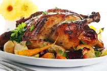 Cảnh báo các chất gây hại tiềm ẩn trong thịt gà