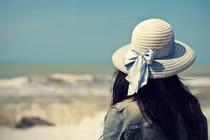 Buồn lòng chuyện con dâu chê mẹ chồng nhà quê