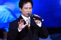 Nếu ế vé liveshow, Chế Linh sẽ đến gõ cửa từng nhà