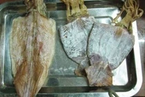 Rùng rợn công nghệ làm giả trứng, thịt, cá… của Trung Quốc