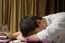 Lê Hoàng phỏng vấn bà vợ Hoạn Thư cắt “của quý” của chồng!