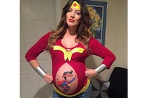 Ngầu như bà bầu ăn diện đi chơi Halloween