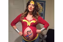 Ngầu như bà bầu ăn diện đi chơi Halloween