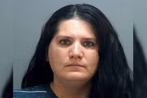 “Nữ quái” người Mỹ chuyên mặc đồ ngủ đi cướp ngân hàng