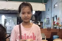 Thương cảm những bé gái bán rong mang gương mặt thiên thần