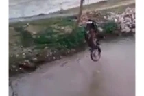 Màn rửa xe độc nhất vô nhị tại Việt Nam